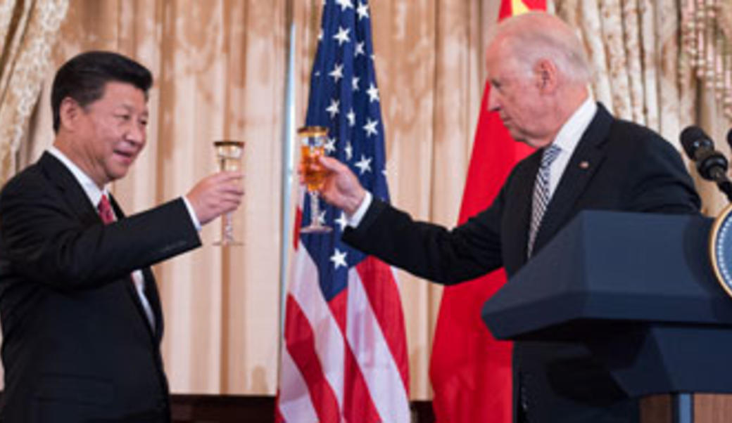 Joe Biden and Xi Jinping toasting