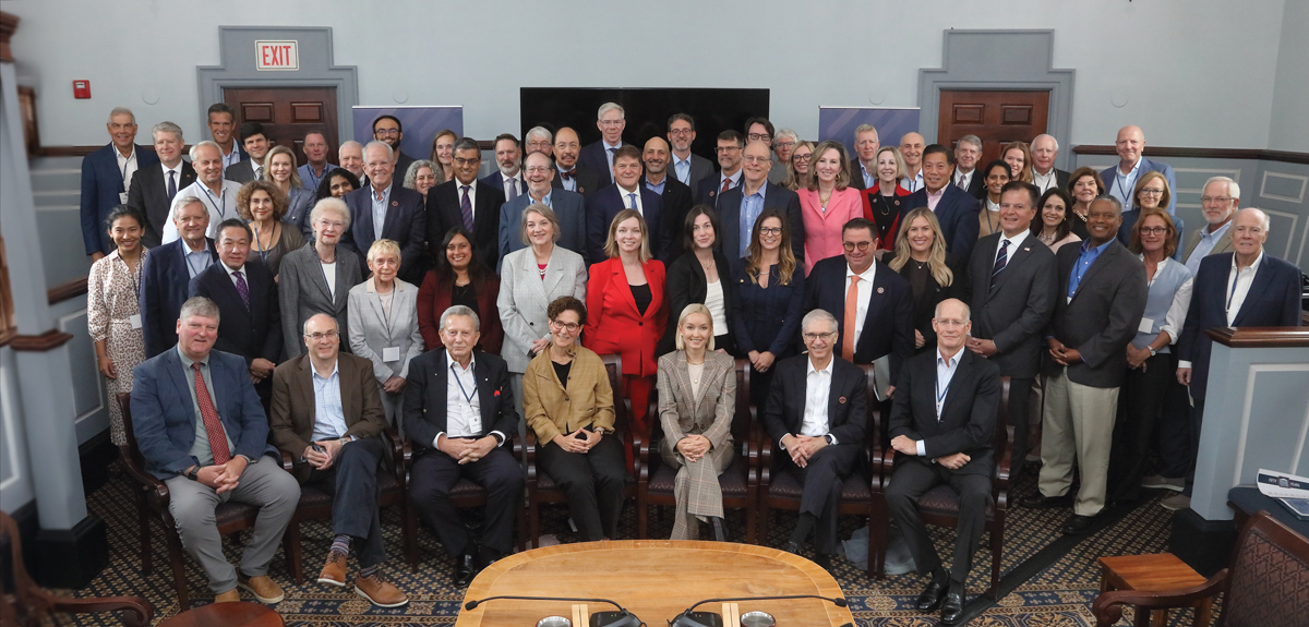 Dari konferensi hingga proyek | Pusat Miller