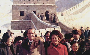 President Nixon on great wall of China