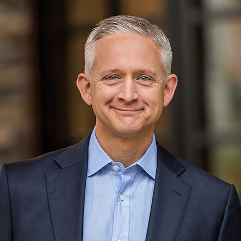 headshot of Kris Engskov