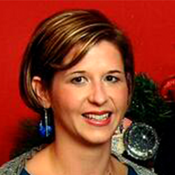 headshot of Ashley Estes Kavanaugh