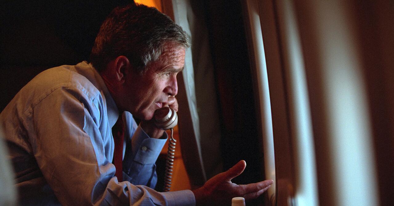 Bush on airplane