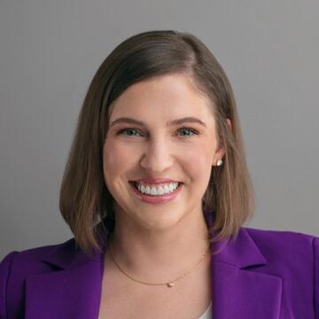 Lindsay Chervinsky headshot