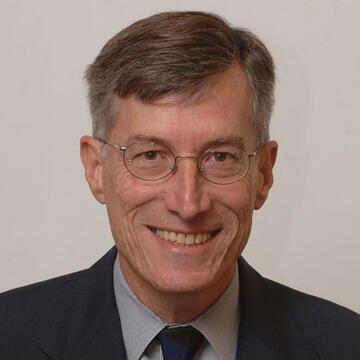 Stephan Sestanovich headshot