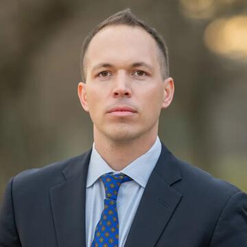 Andrew Davenport headshot