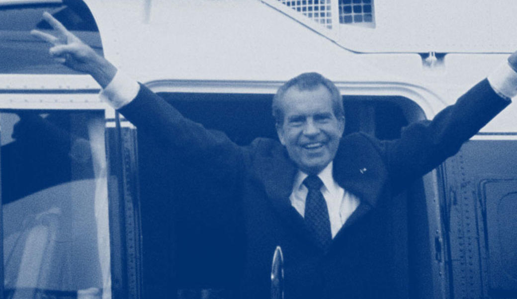 Nixon waving goodbye after Watergate