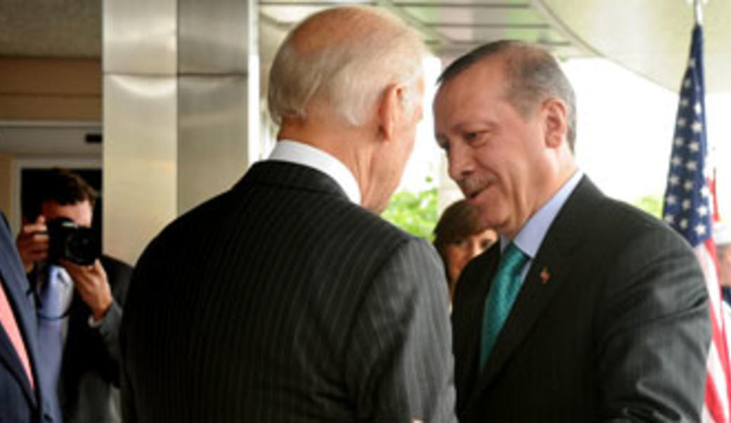 Joe Biden shakes hands with Turkish President Recep Tayyip Erdoğan 